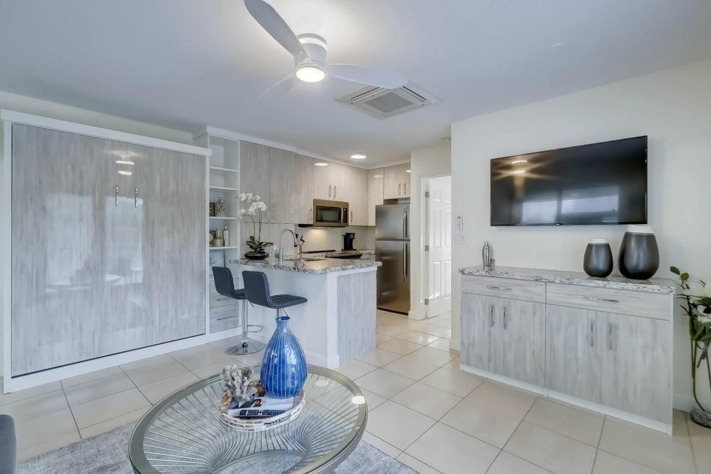 Waterfront Deck Pool Kayak Apartment Fort Lauderdale Exterior photo