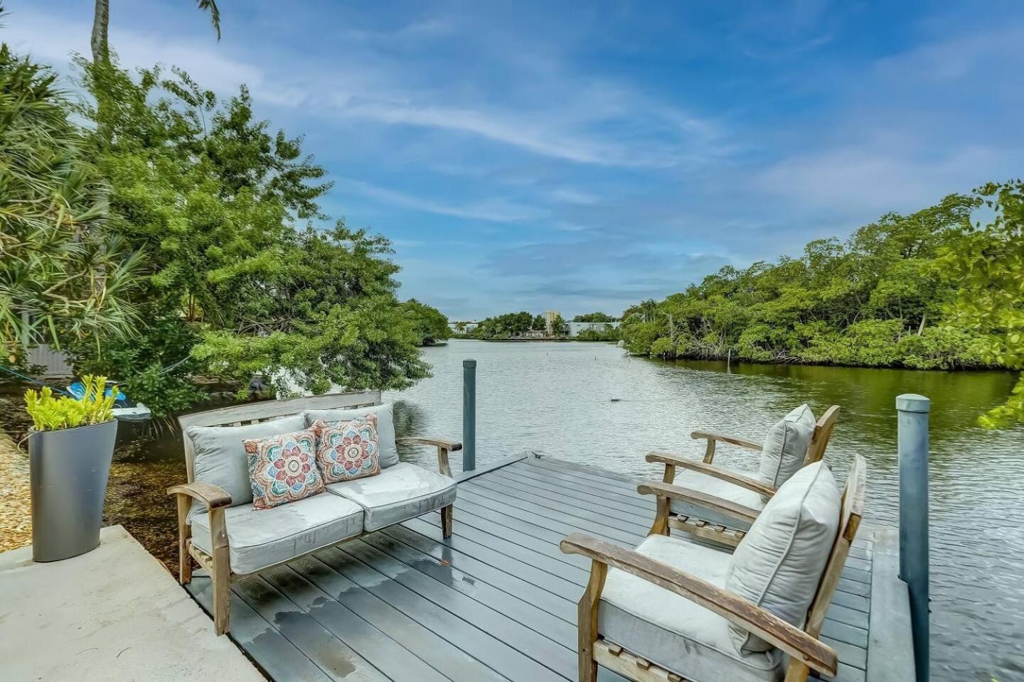 Waterfront Deck Pool Kayak Apartment Fort Lauderdale Exterior photo